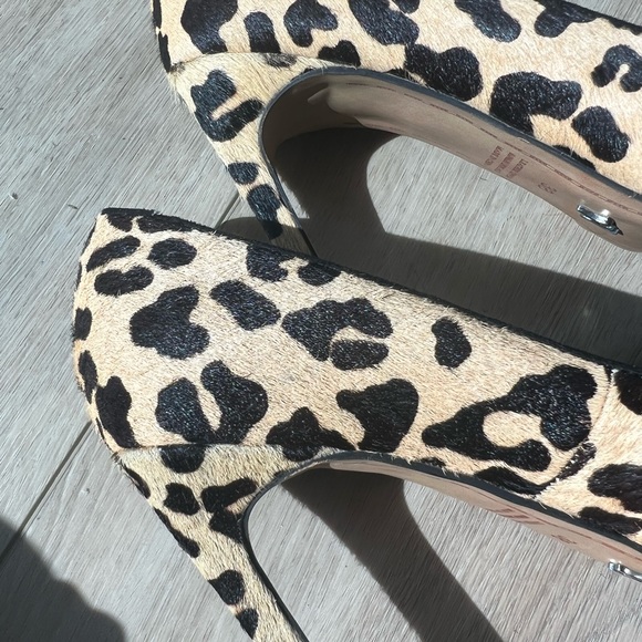 Wanted leopard print heels. - Picture 4 of 6